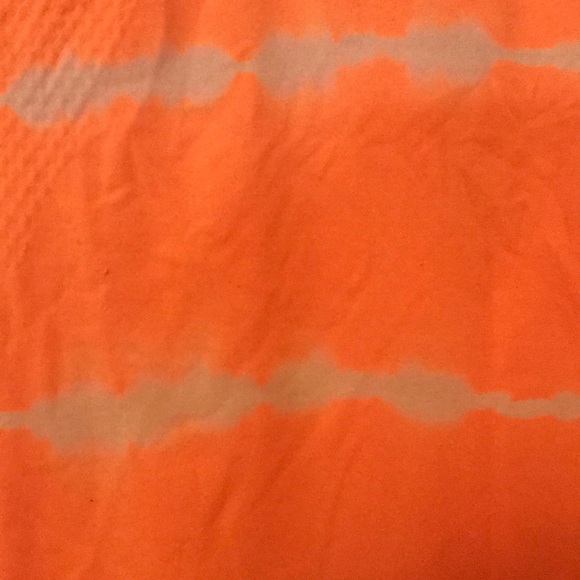 Workout Tank - Picture 2 of 4